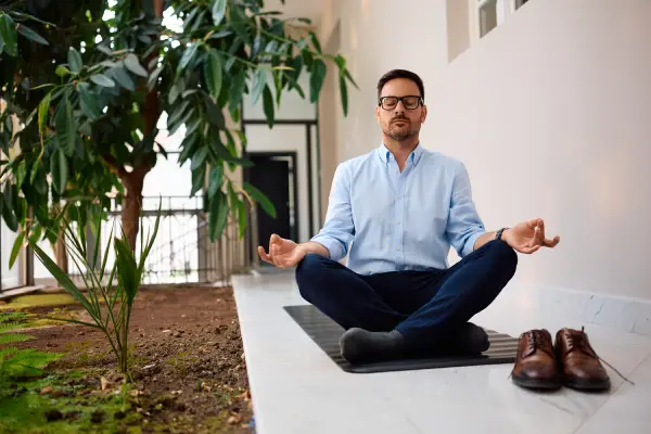 beneficios-da-meditacao-no-ambiente-corporativo-02 beneficios-da-meditacao-no-ambiente-corporativo