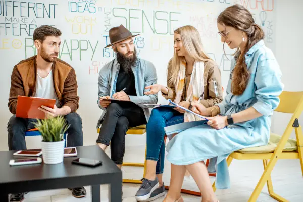 cultura-de-feedback-para-bem-estar-mais-do-que-desempenho-e-sobre-cuidado-com-as-pessoas-12 cultura-de-feedback-para-bem-estar-mais-do-que-desempenho-e-sobre-cuidado-com-as-pessoas-10